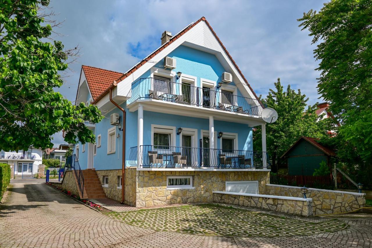 Kek Laguna Vendeghaz Balatonfüred Exteriér fotografie