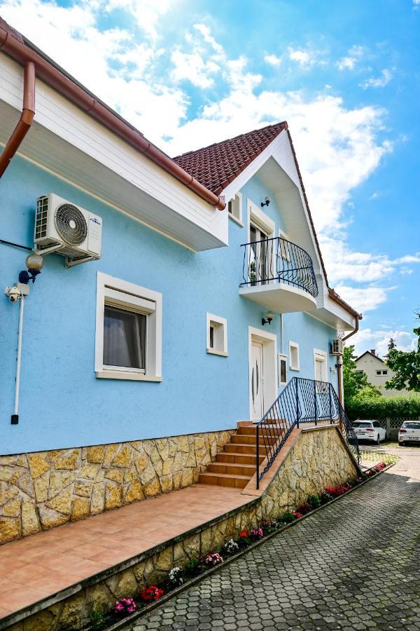 Kek Laguna Vendeghaz Balatonfüred Exteriér fotografie
