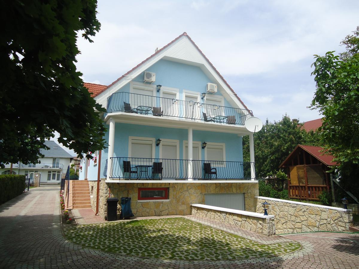 Kek Laguna Vendeghaz Balatonfüred Exteriér fotografie