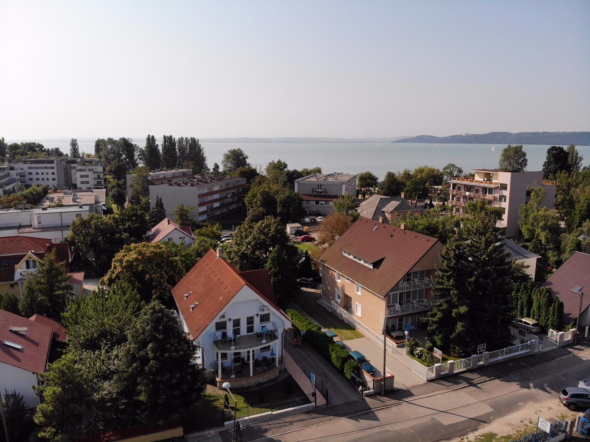 Kek Laguna Vendeghaz Balatonfüred Exteriér fotografie